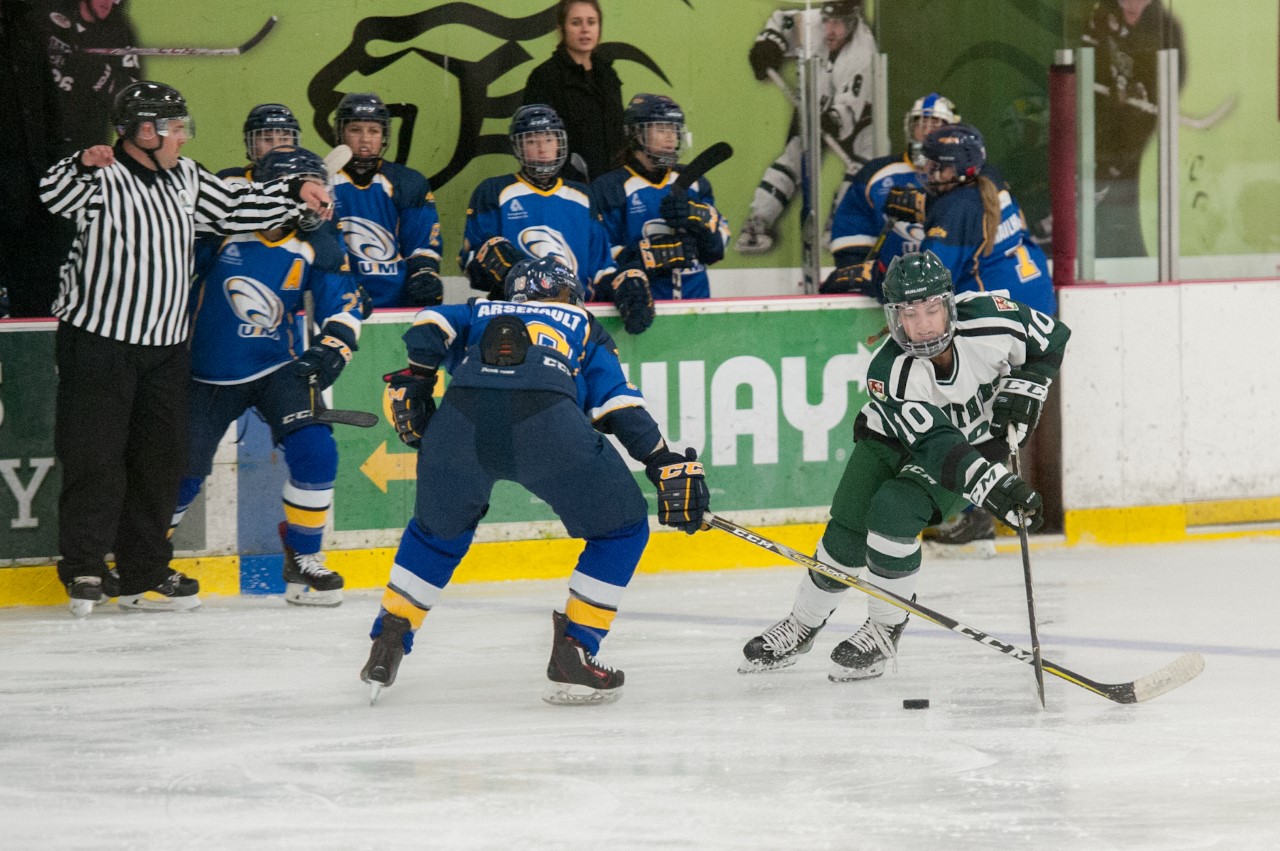 Panthers pick up much-needed win over Moncton in 3-2 shootout